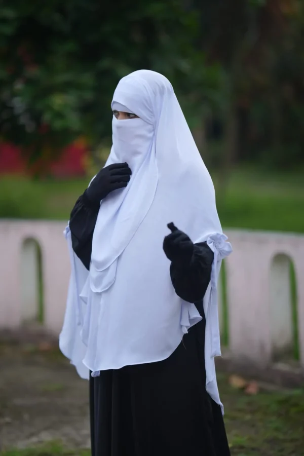 Marwa Icy White Hijab Set
