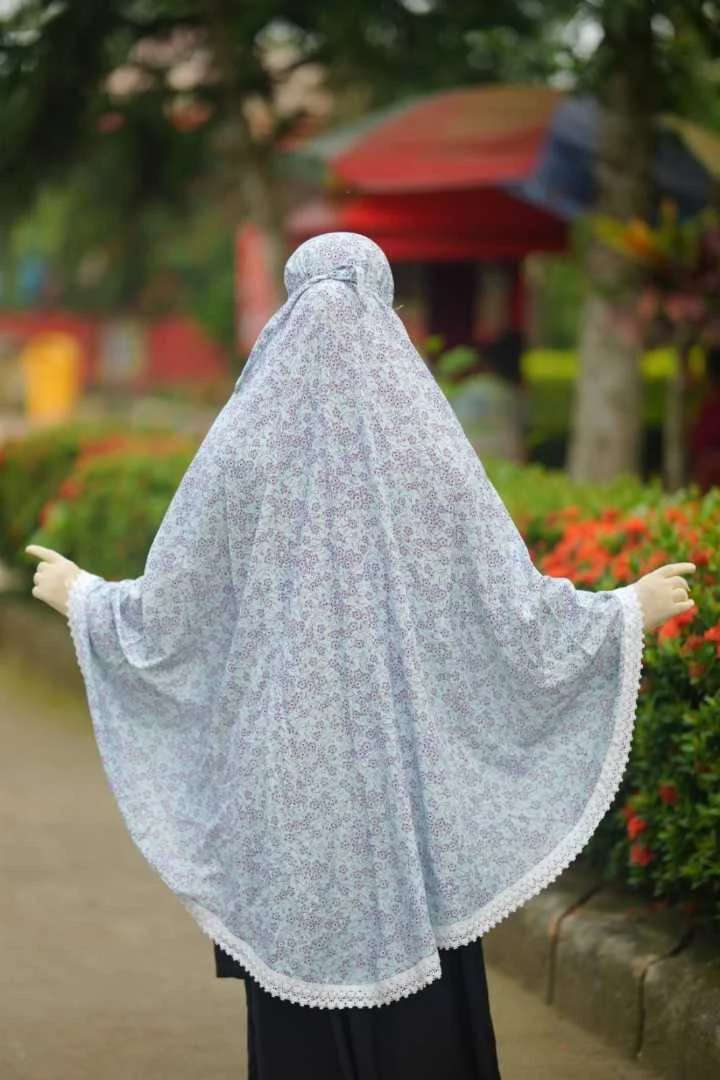Cotton SALAT Hijab — Sky Blue Floral
