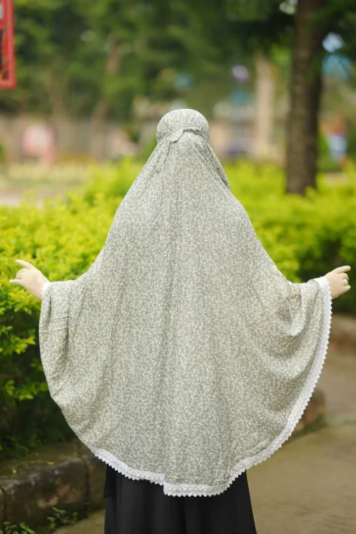 Cotton SALAT Hijab — Sage Green Floral